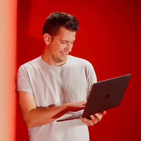 Tobias ist Software Engineer Search mit Berufserfahrung bei OTTO.