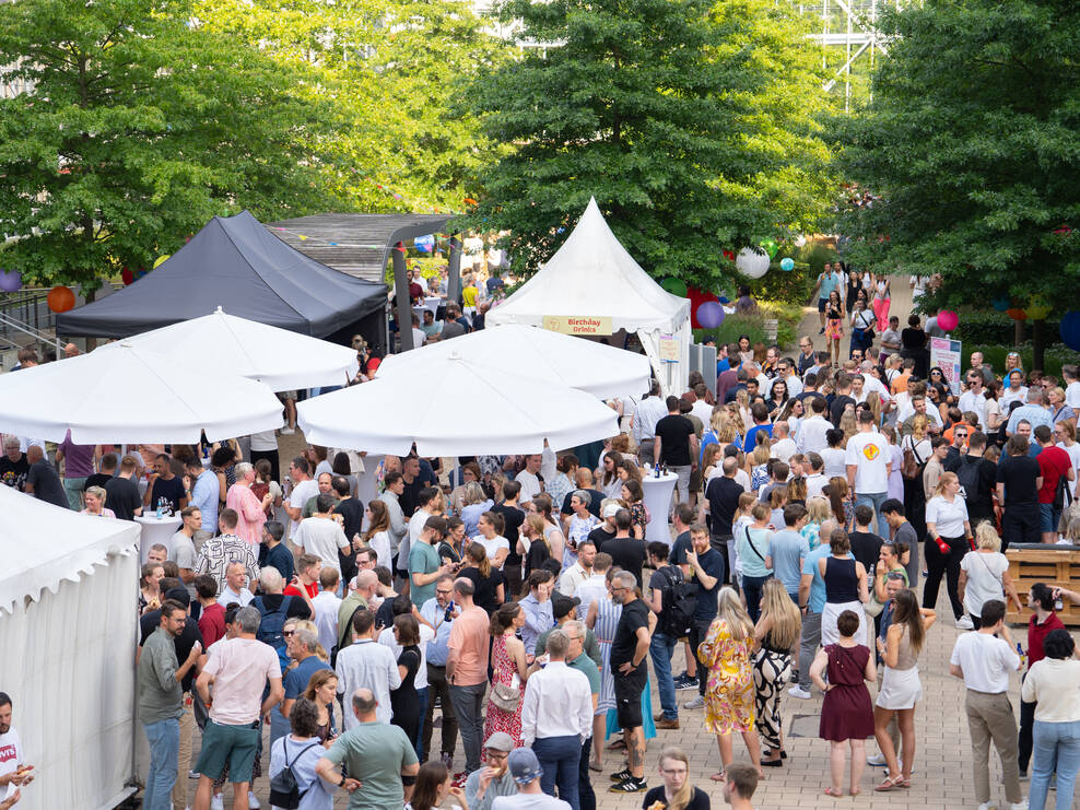 Geburtstagsfeier 75 Jahre OTTO