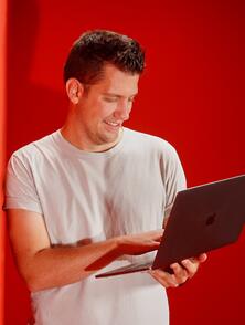 Tobias, Software Engineer Search mit Berufserfahrung