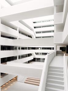 Ein Jahr Gebäude 4: Ein Blick hinter die Kulissen