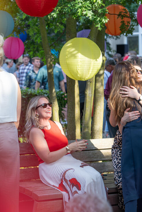 Partystimmung bei der Geburtstagsfeier