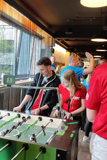 OTTO gewinnt Hamburger Tischkickerturnier