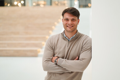 Unser Kollege Lorenz im Atrium