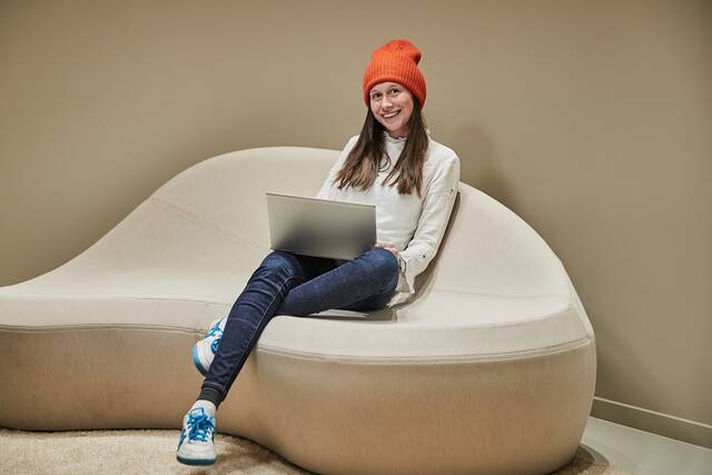 Du kannst dich fachlich und persönlich weiterentwickeln. Digitale Lernplattformen, wie Masterplan und Kurse bei Udemy helfen dir dabei, dein Skillset zu erweitern.