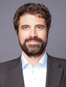 Rethinking semantic product search: a new approach to queries with unusual spelling variations